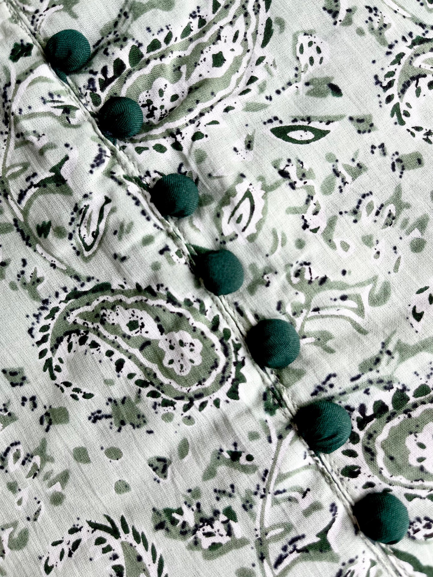 Tea Green Paisley Print Kurta With Pant