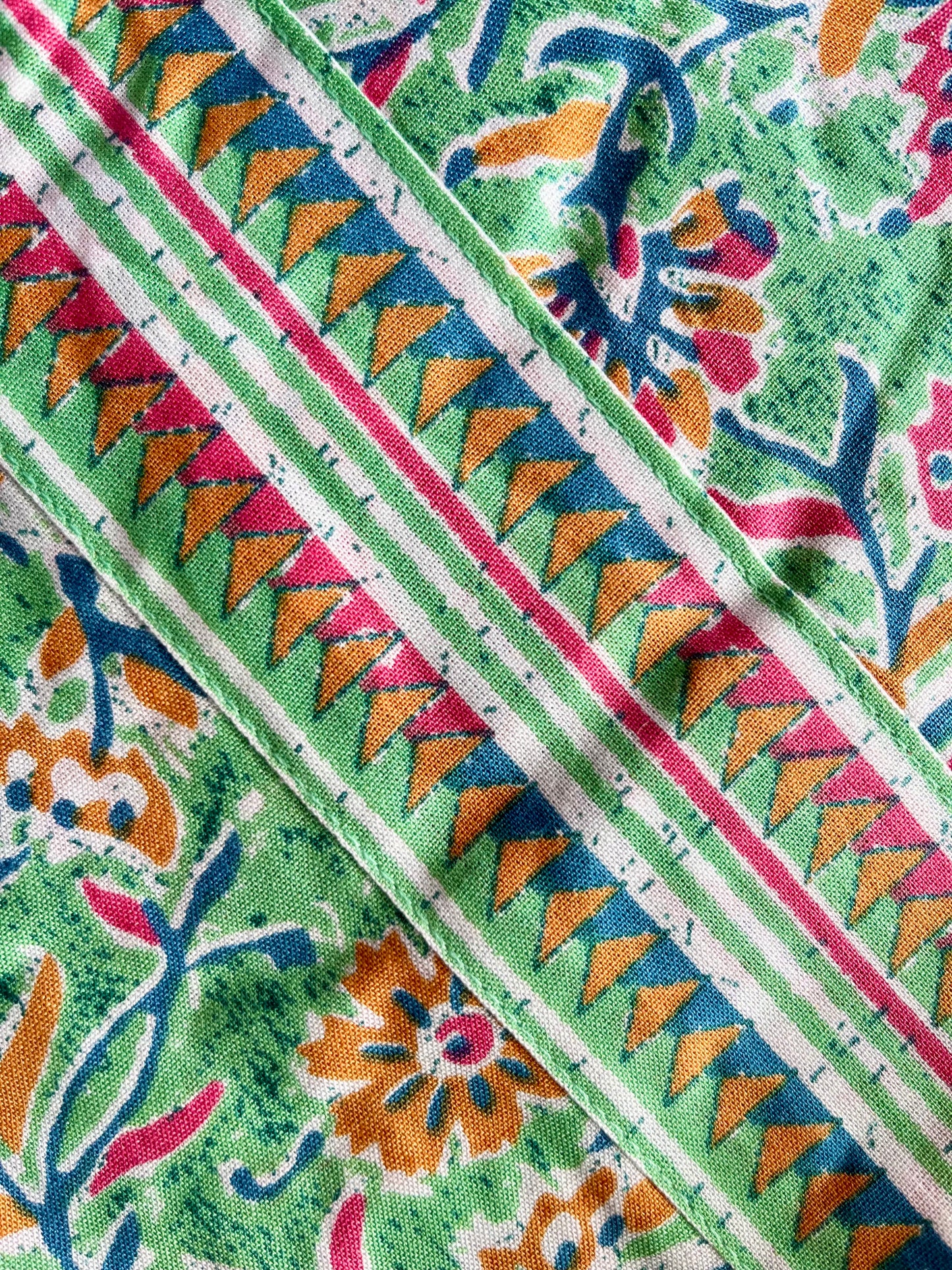 Green Abstract Print Kurta With Pant