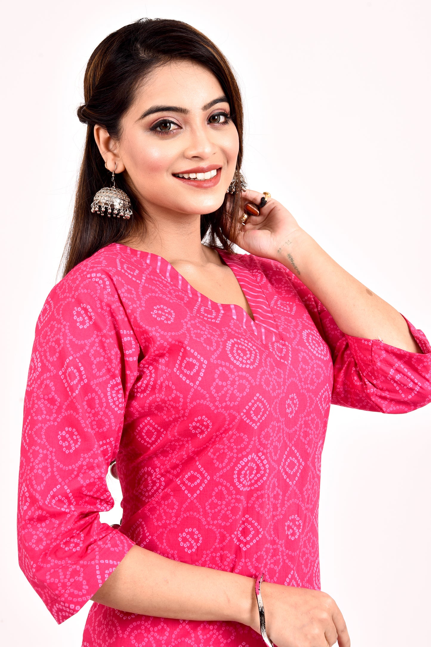 Magenta Pink Bandhani Print Kurta With Pant