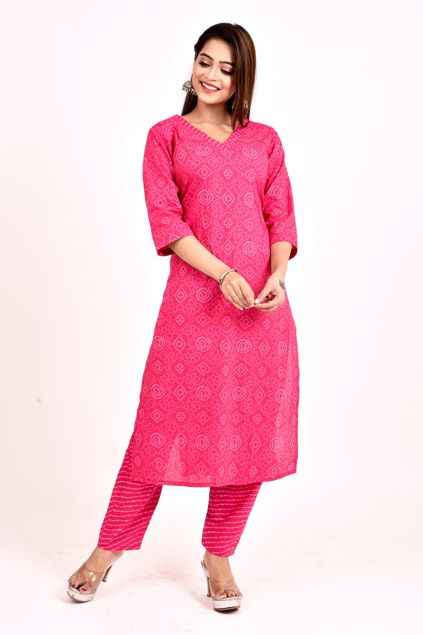 Magenta Pink Bandhani Print Kurta With Pant