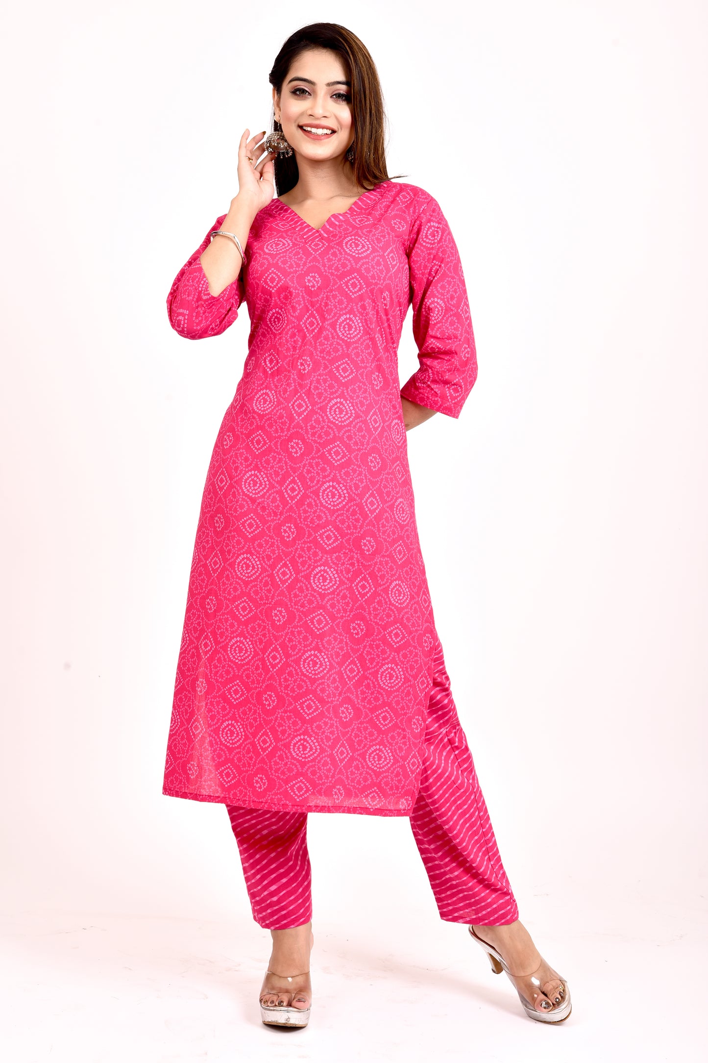 Magenta Pink Bandhani Print Kurta With Pant