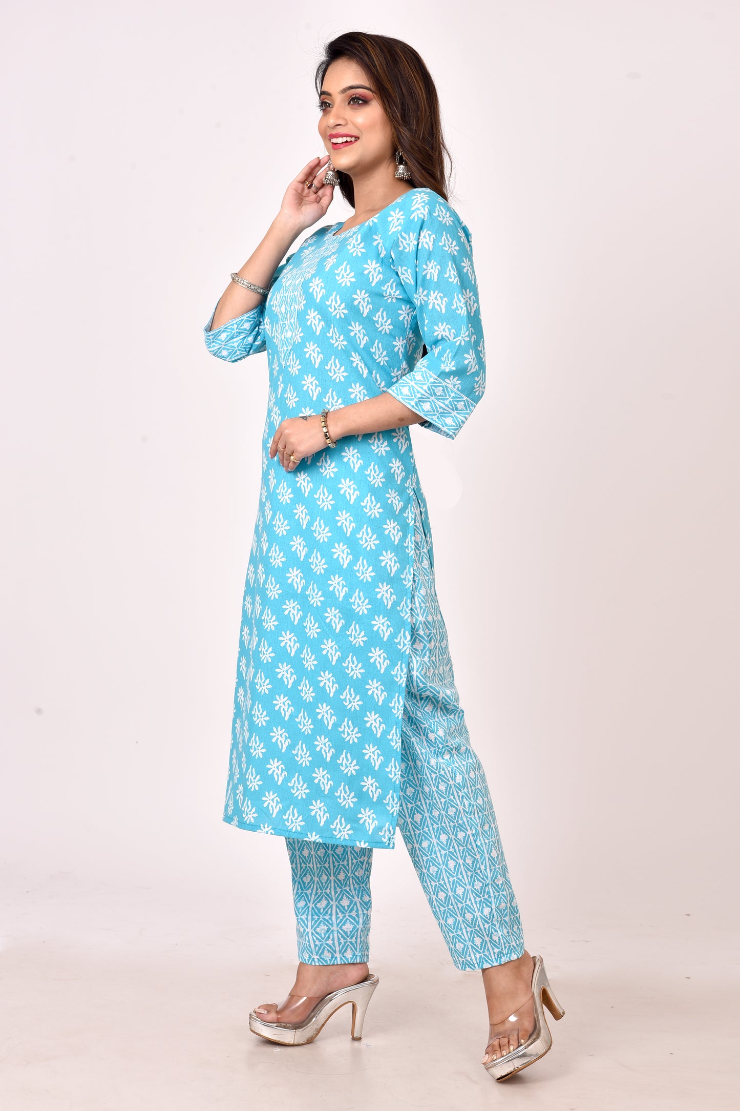 Aqua Blue Floral Print Kurta With Pant