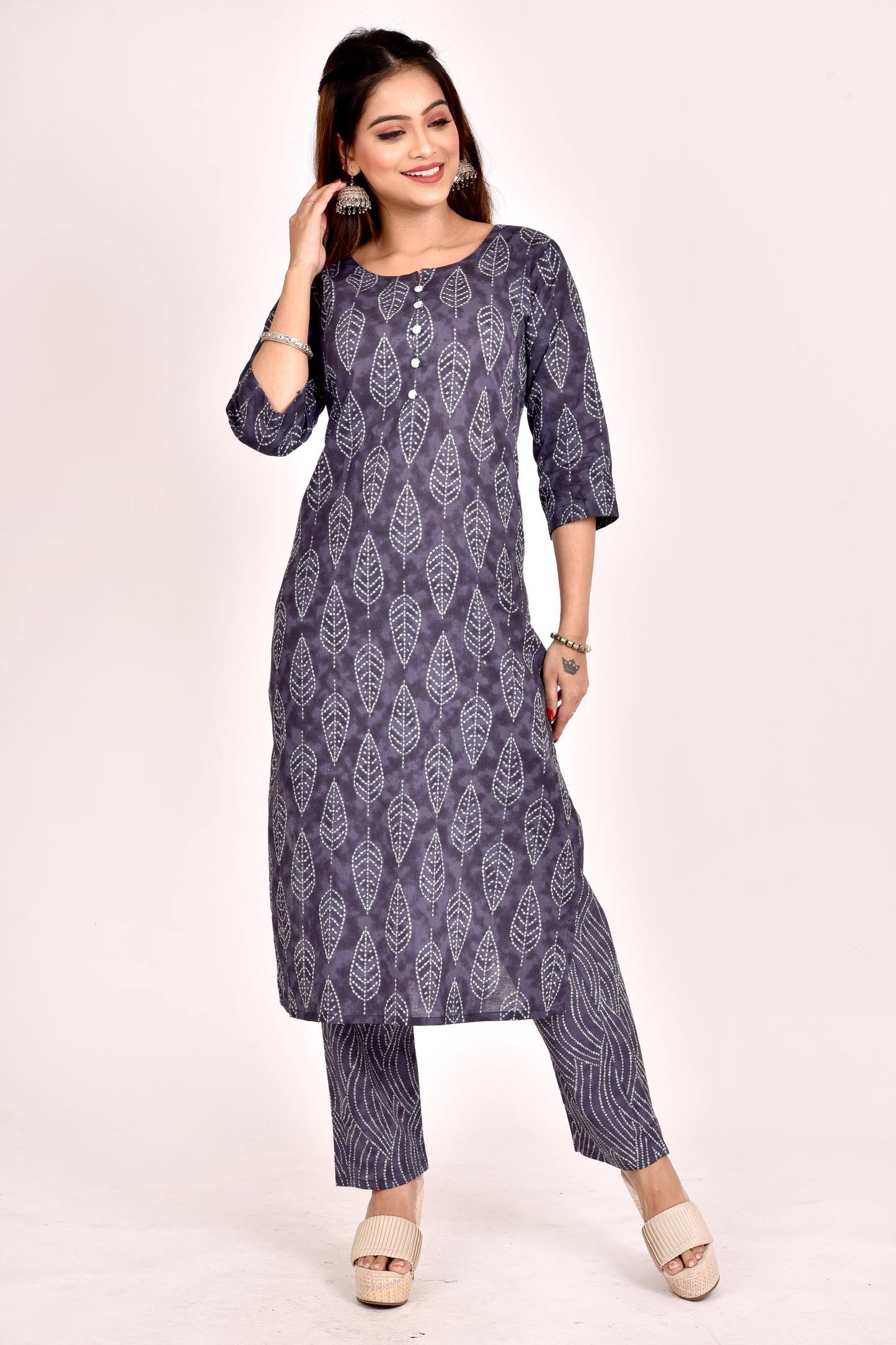 Charcoal Grey Leaf Print Kurta With Pant