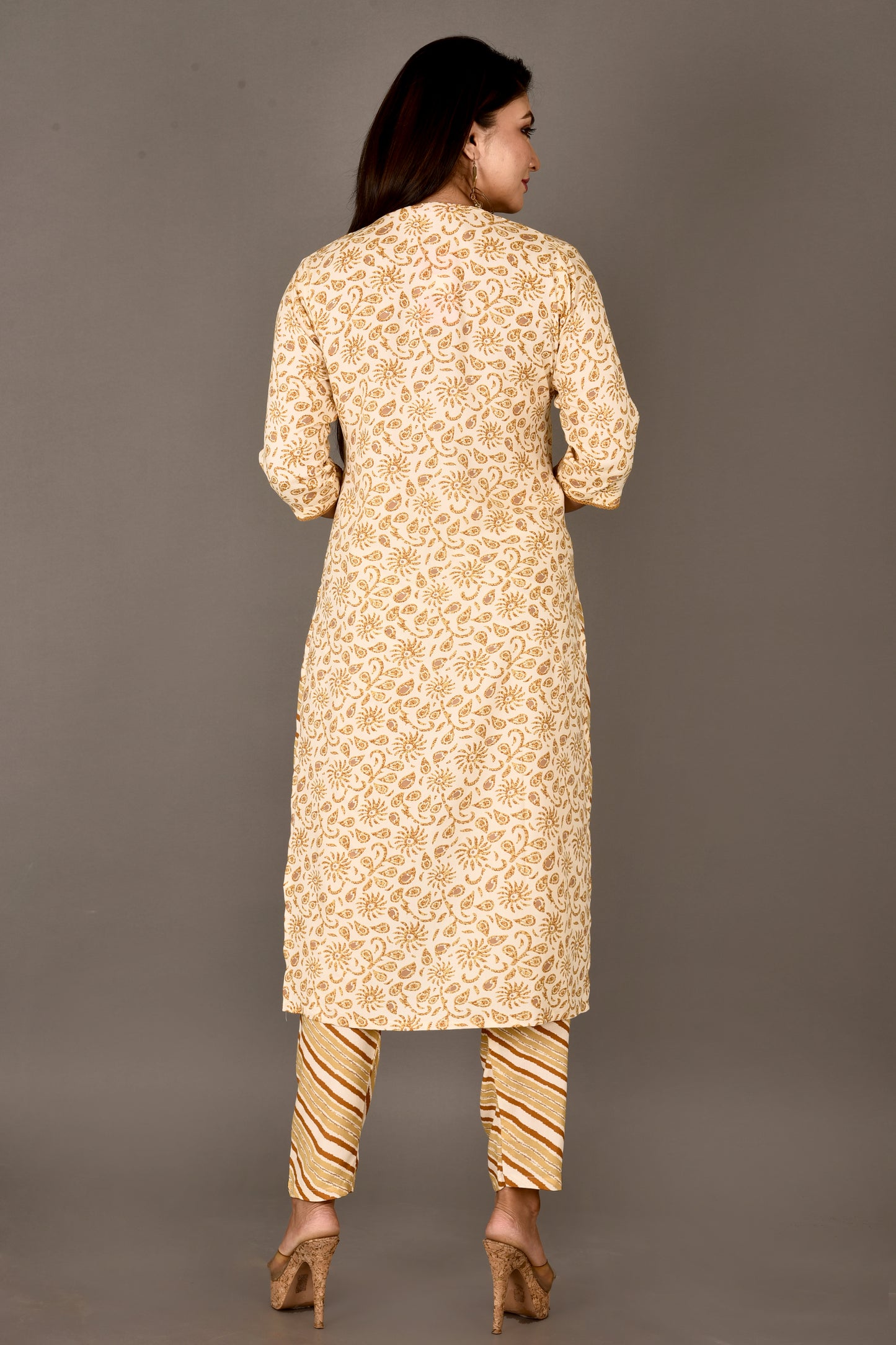 Off-White & Yellow Floral Print Angrakha Kurta With Pant