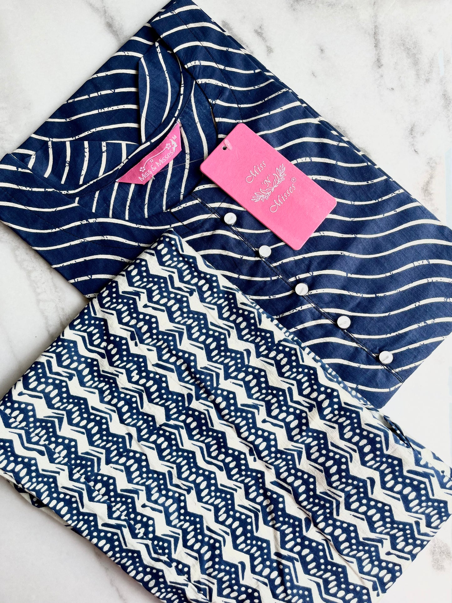 Navy Blue Leheriya Print Kurta With Pant