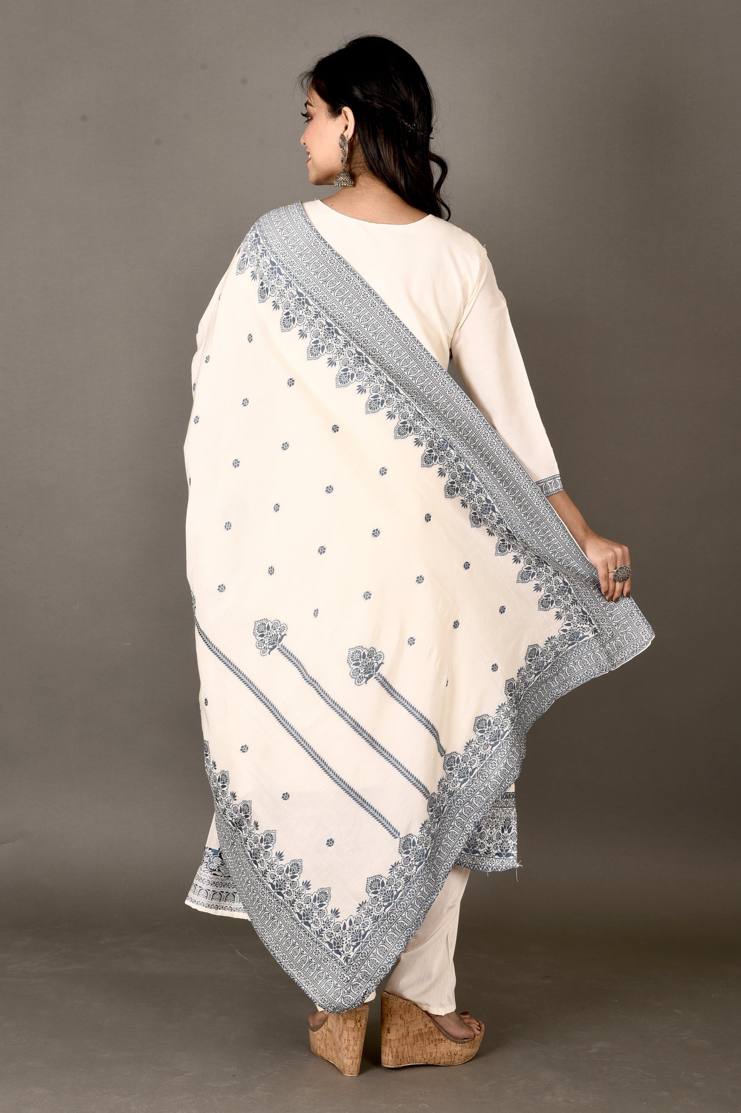 Off-White & Blue Woven Design Kurta With Pant & Dupatta