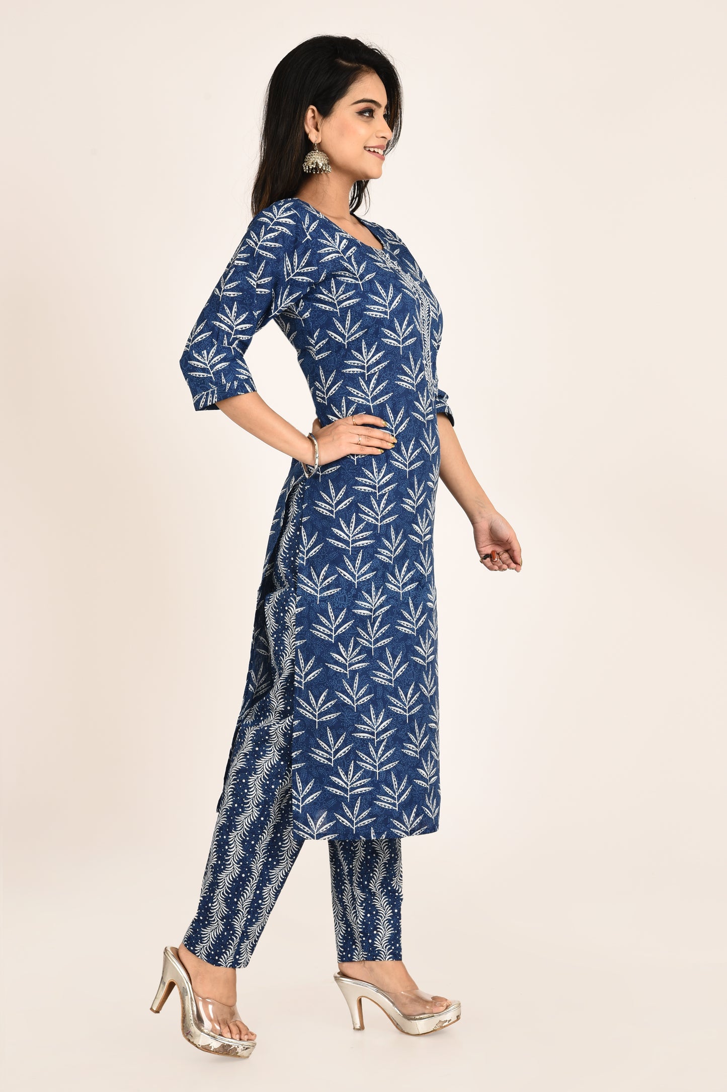 Ink Blue Leaf Print Kurta With Pant