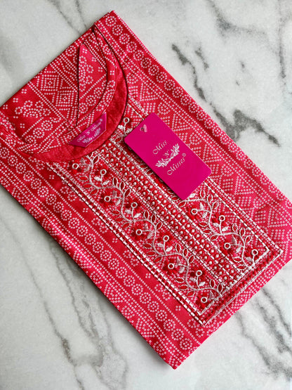 Red Geometric Embroidered Straight Kurta