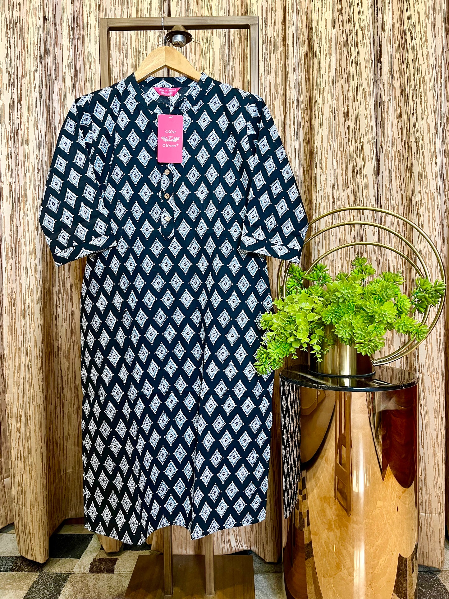 Black Geometric Print Straight Kurta