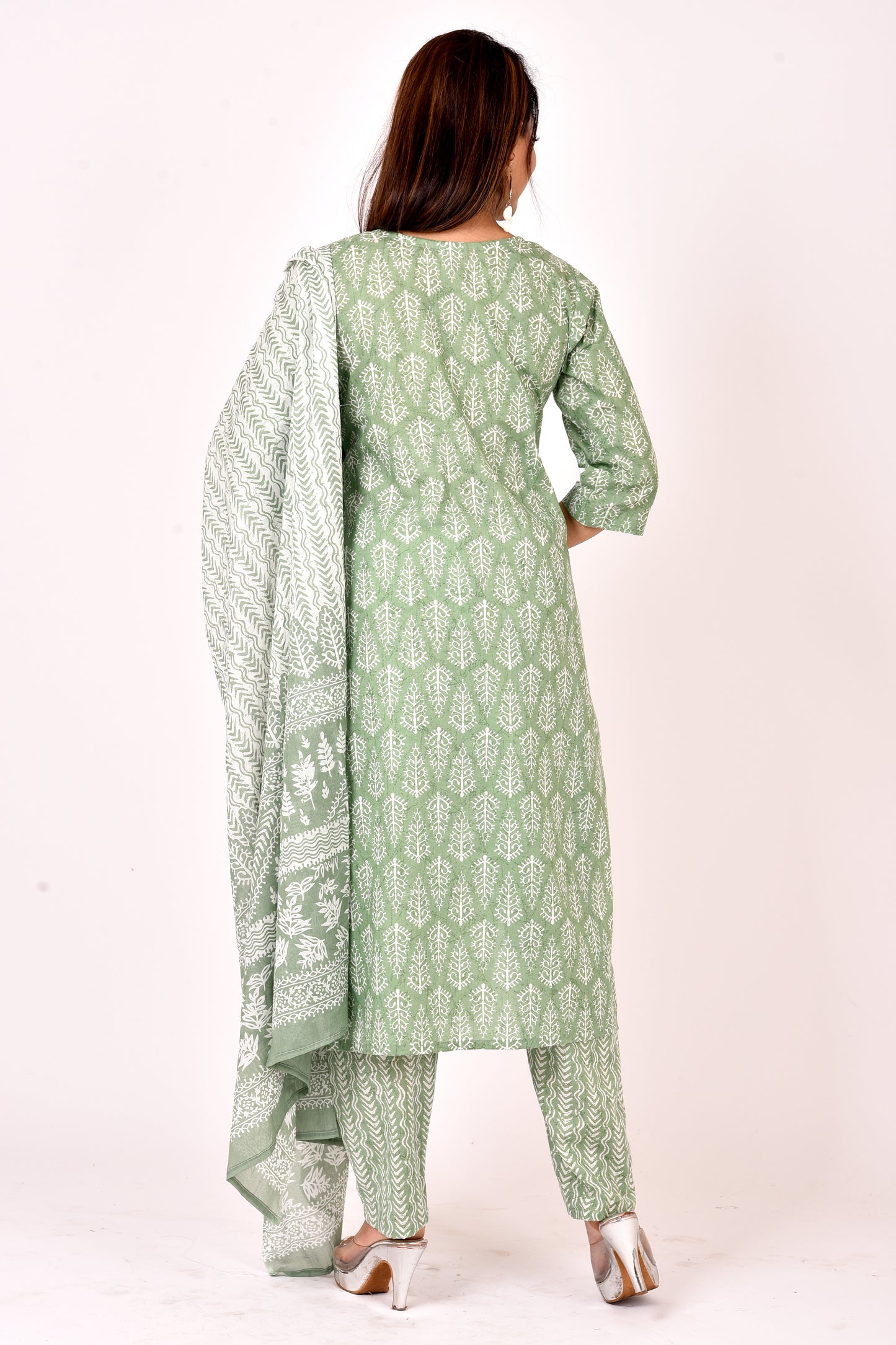 Light Green Geometric Print Kurta With Pant & Dupatta