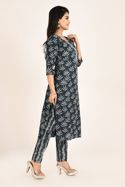 Midnight Blue Leaf Print Kurta With Pant