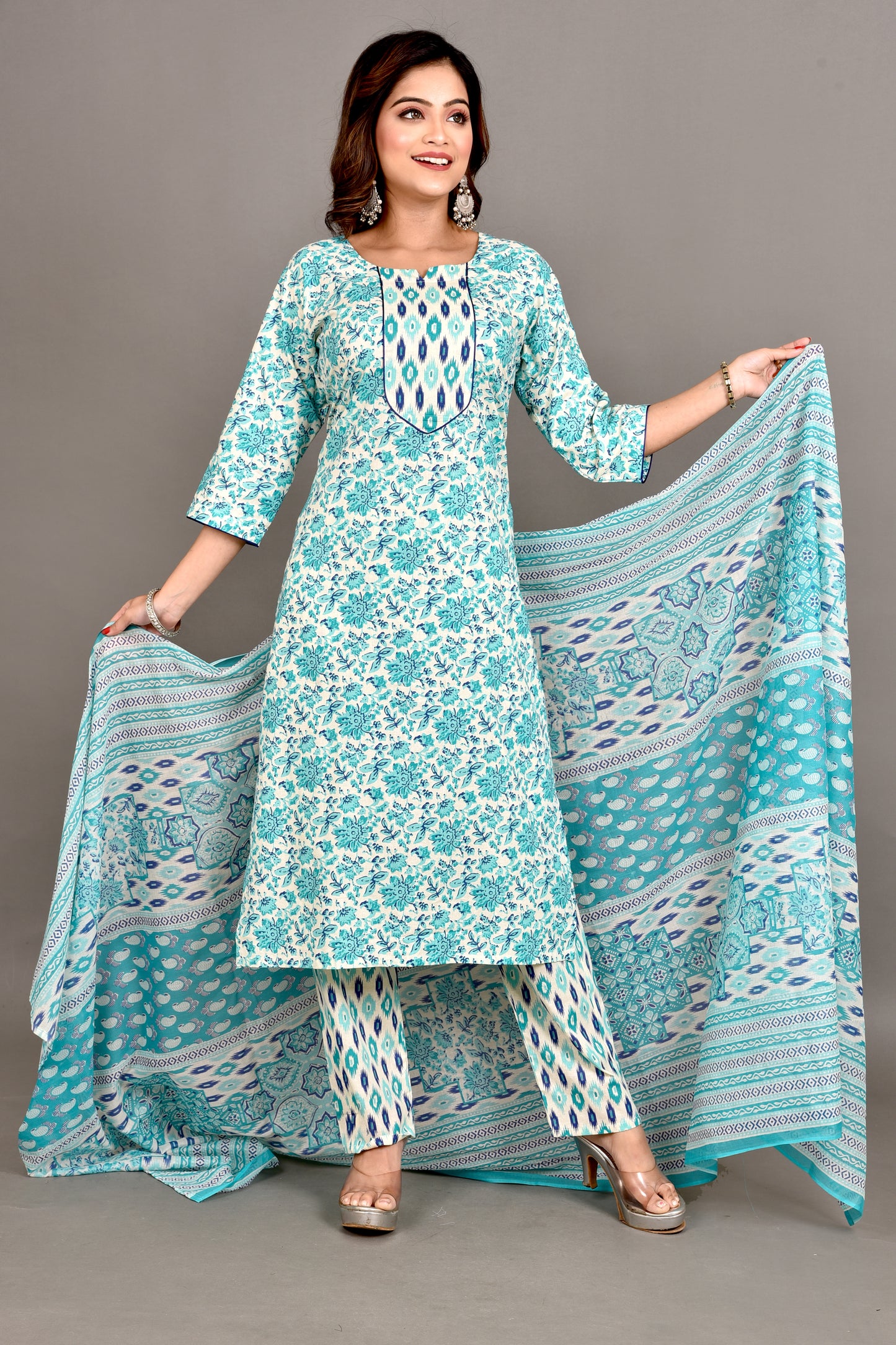 Off-White & Blue Floral Print Kurta With Pant & Dupatta