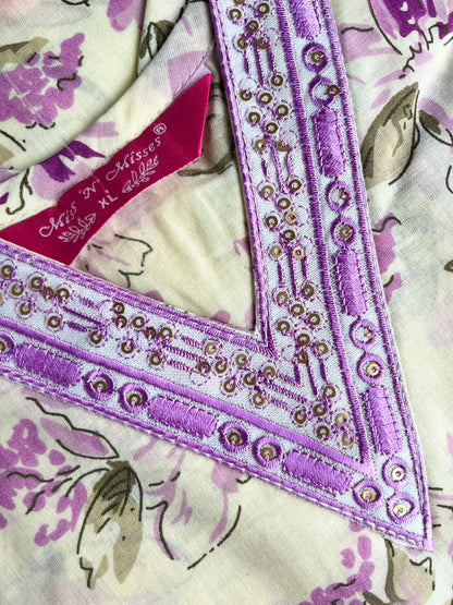 White & Purple Floral Print Embroidered Kurta With Pant
