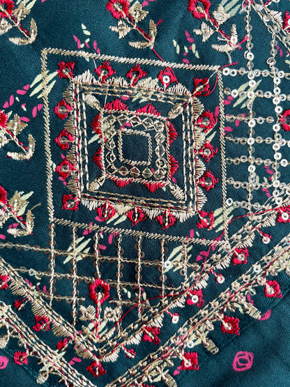 Green Embroidered Kurta With Pant