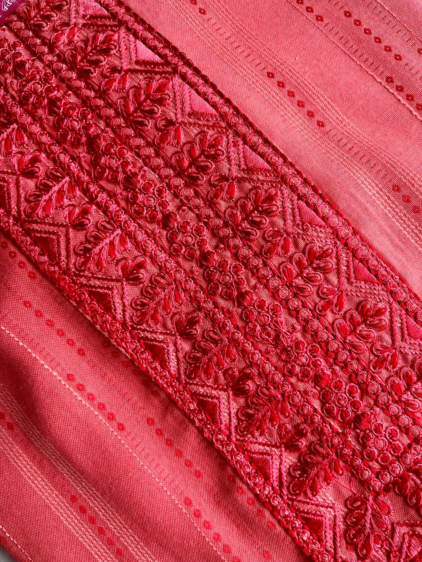 Vermilion Geometric Embroidered Straight Kurta
