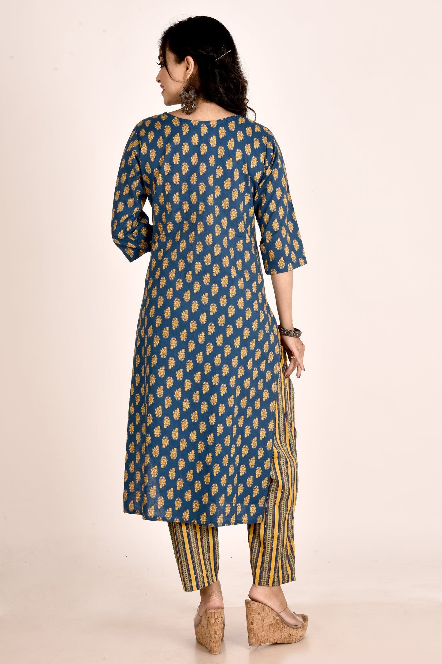 Teal Blue Floral Print Kurta With Pant