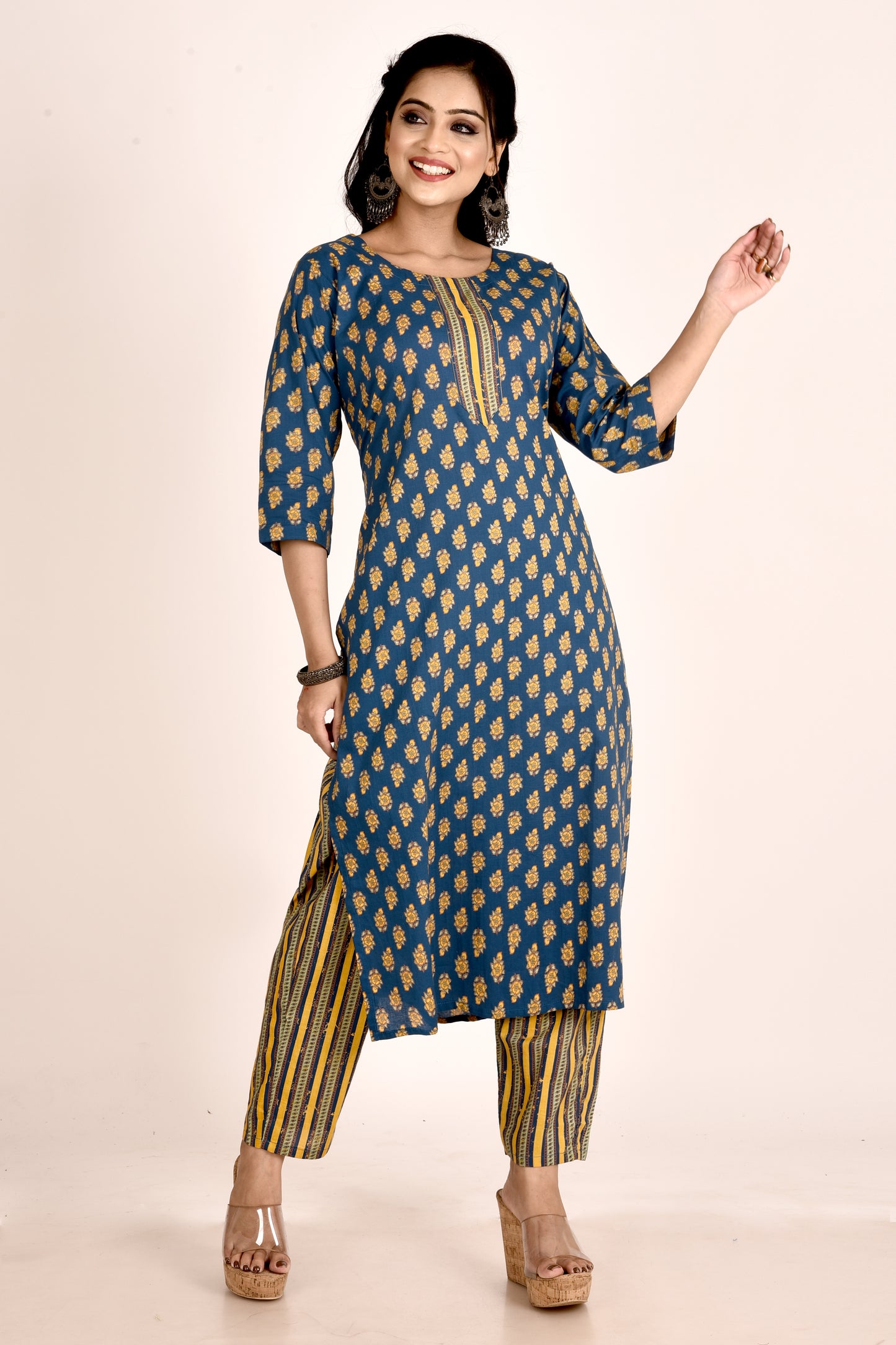 Teal Blue Floral Print Kurta With Pant