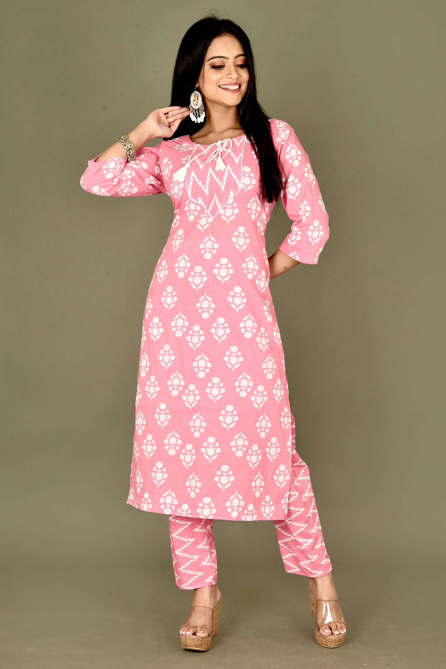 Pink Floral Print Kurta With Pant