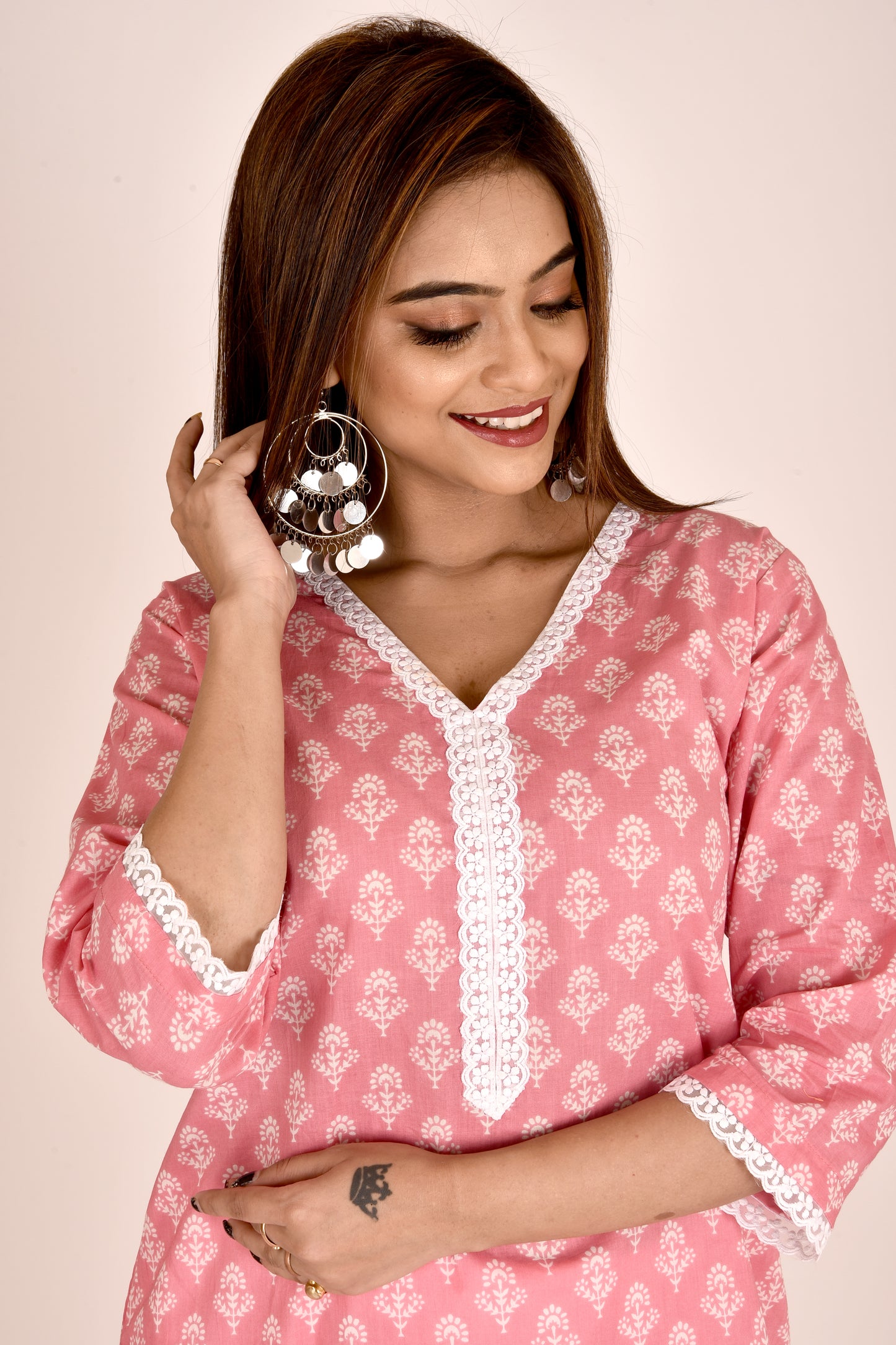 Pink Floral Print Kurta With Pant