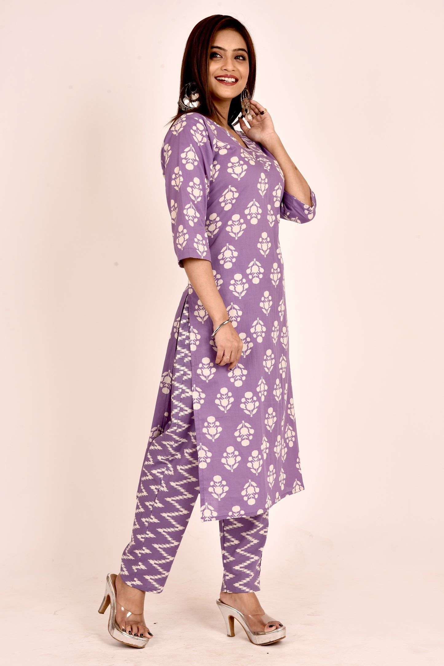 Lavender Floral Print Kurta With Pant