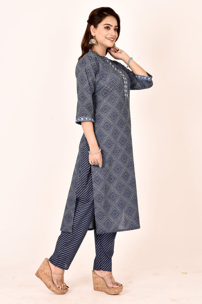 Navy Blue Bandhani Embroidered Kurta With Pant