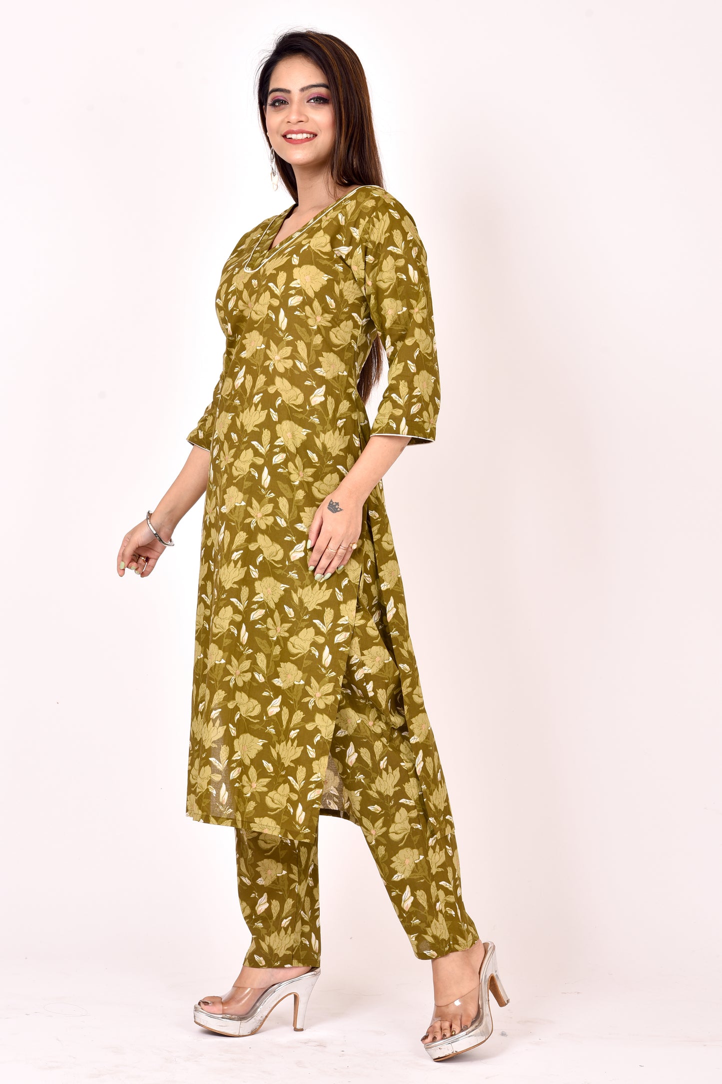 Olive Green Floral Print Kurta With Pant