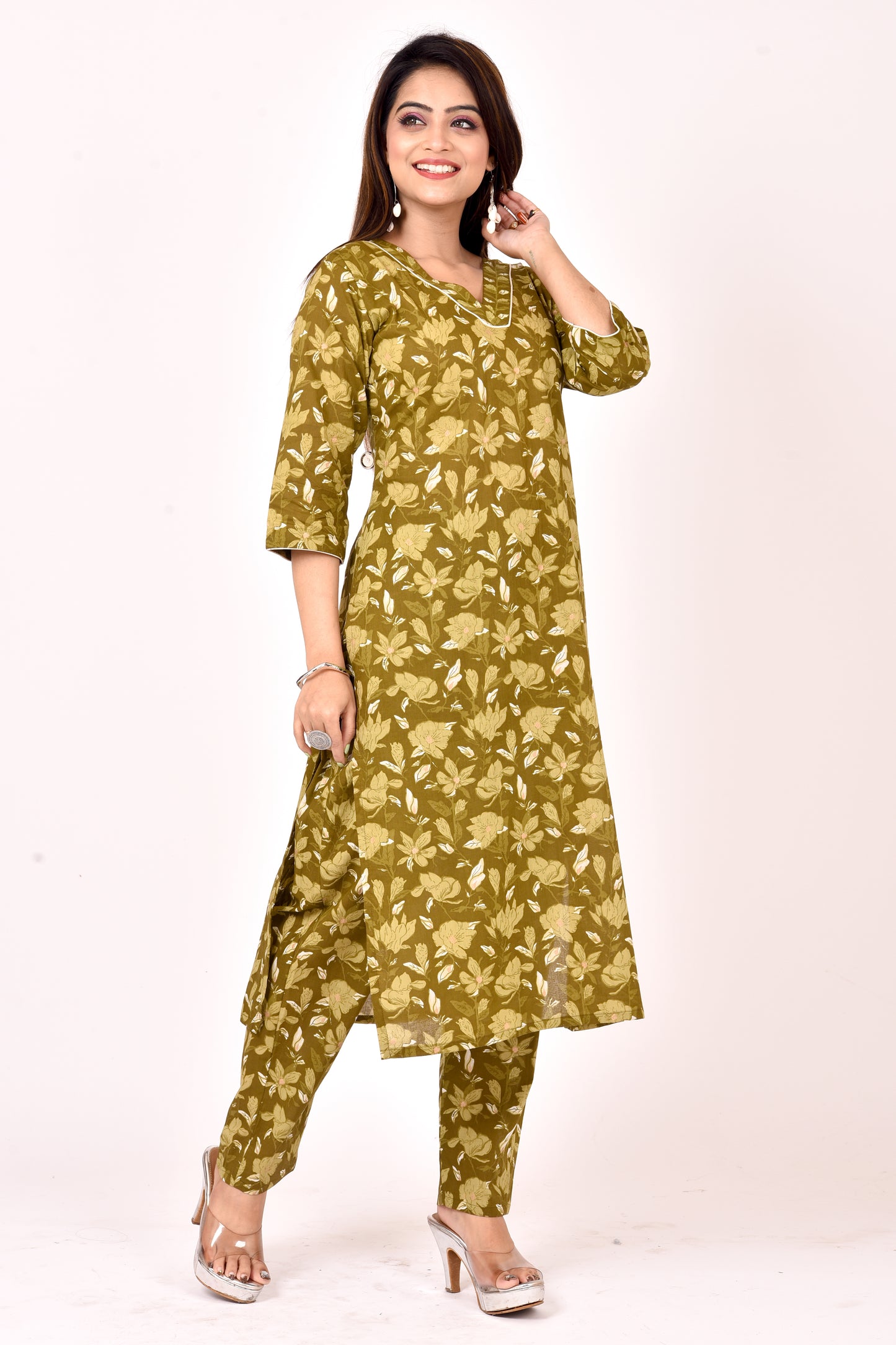 Olive Green Floral Print Kurta With Pant